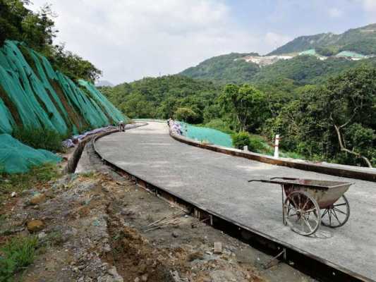 公路的模板接触面-第3张图片-马瑞范文网